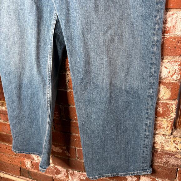 Abercrombie & Fitch The '90s Relaxed Jean High Rise Sz 34 18s Medium Wash Denim - Picture 12 of 14